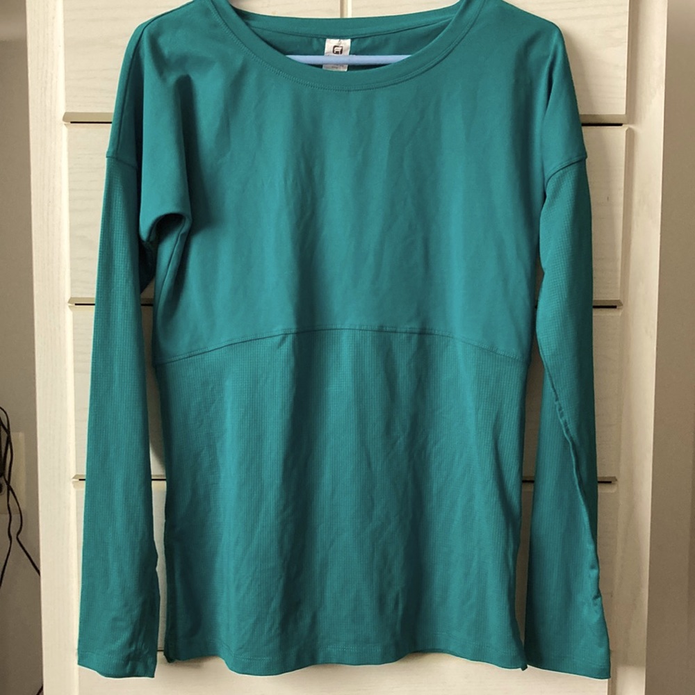 Fabletics Long Sleeve Green Active Top 🏃‍♀️